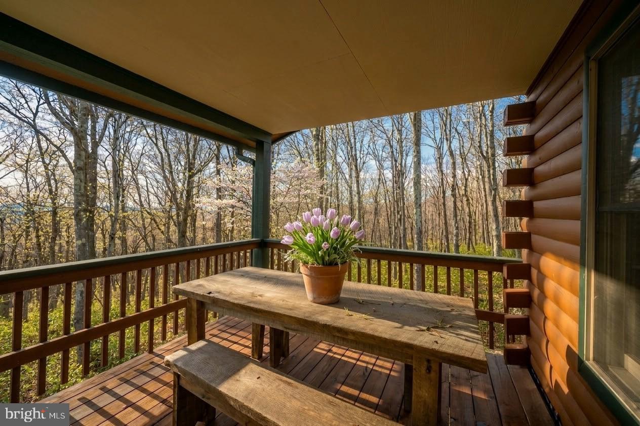 TIMBERS ON THE YOUGH - Residential