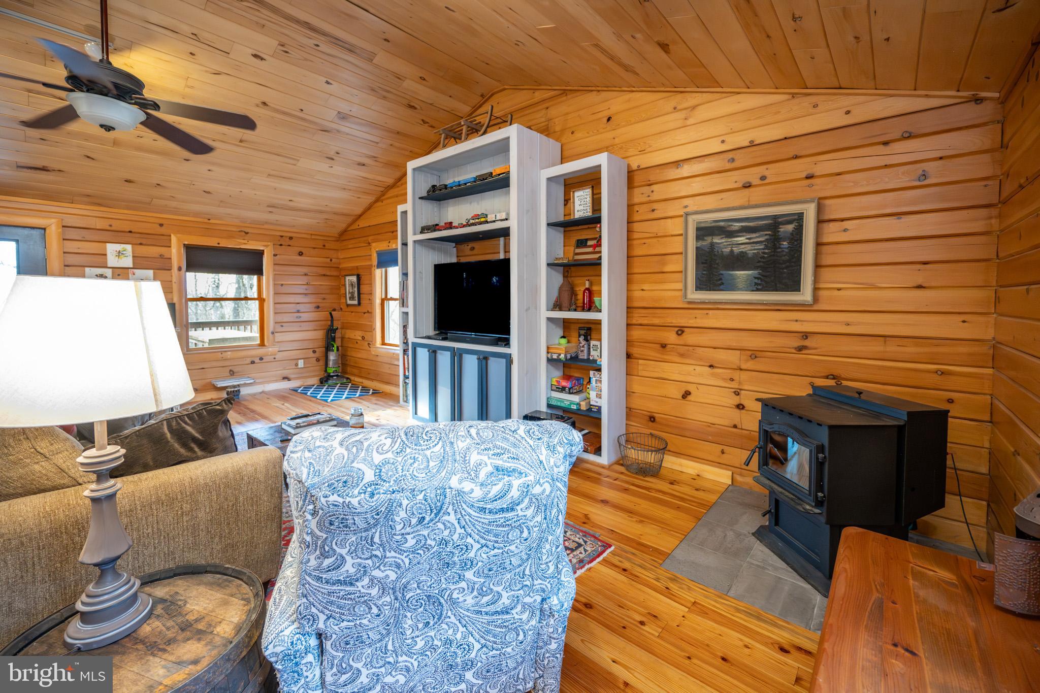 TIMBERS ON THE YOUGH - Residential