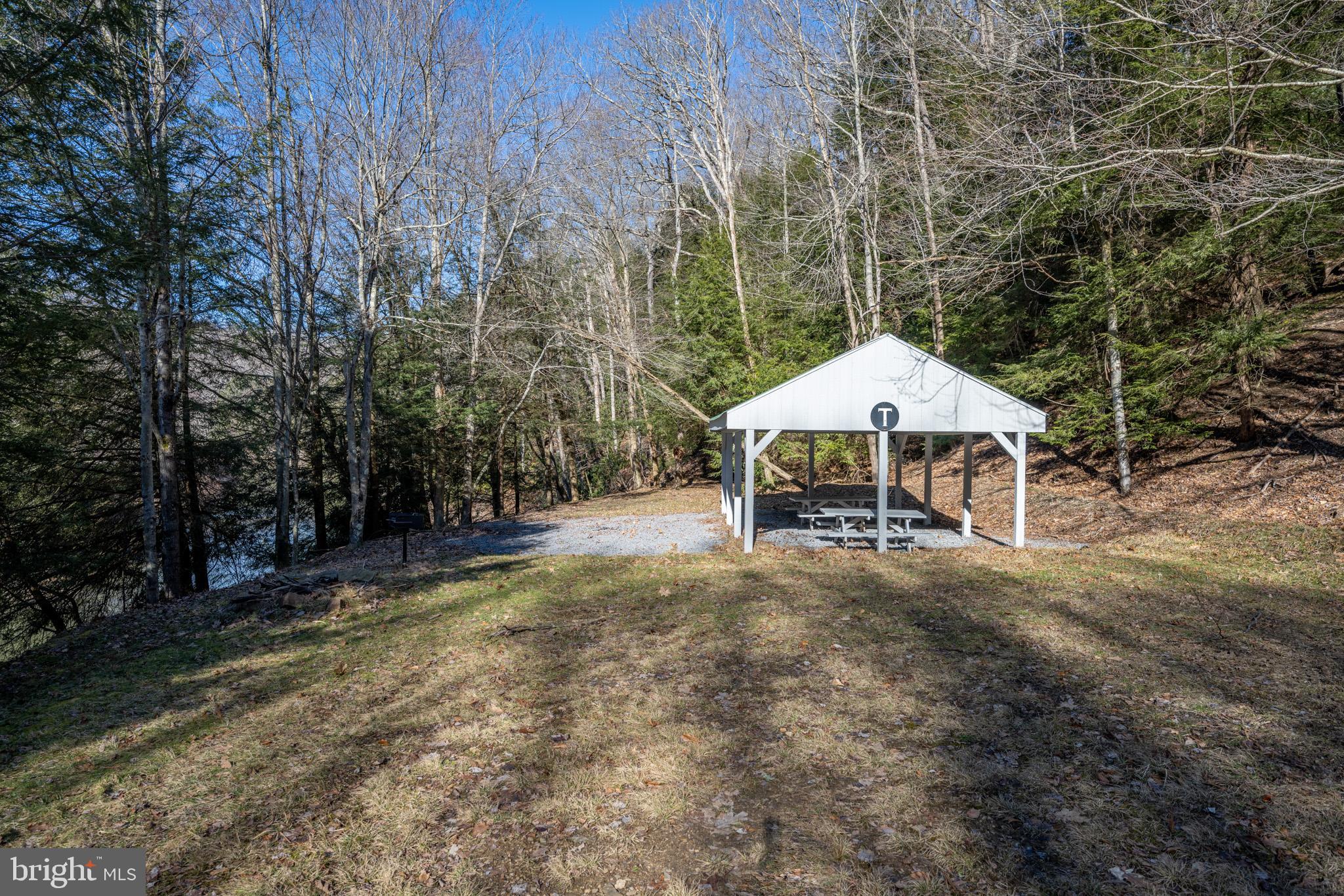 TIMBERS ON THE YOUGH - Residential