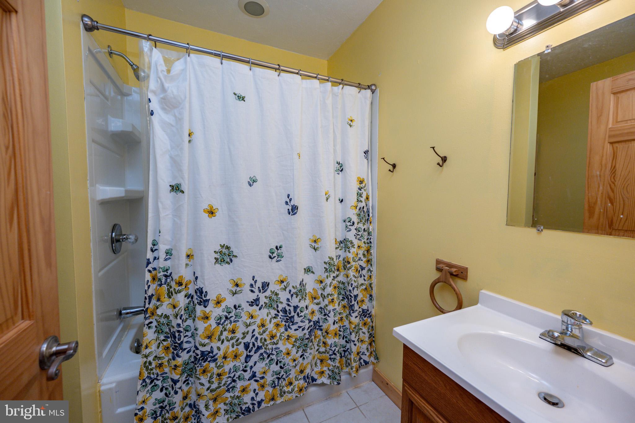 TIMBERS ON THE YOUGH - Residential