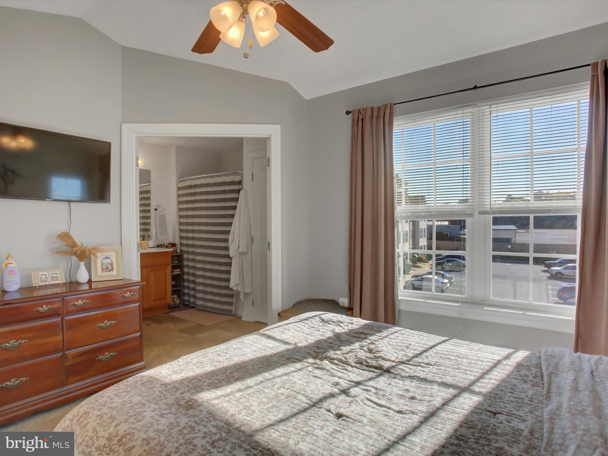 ANTRIM CROSSING - Residential