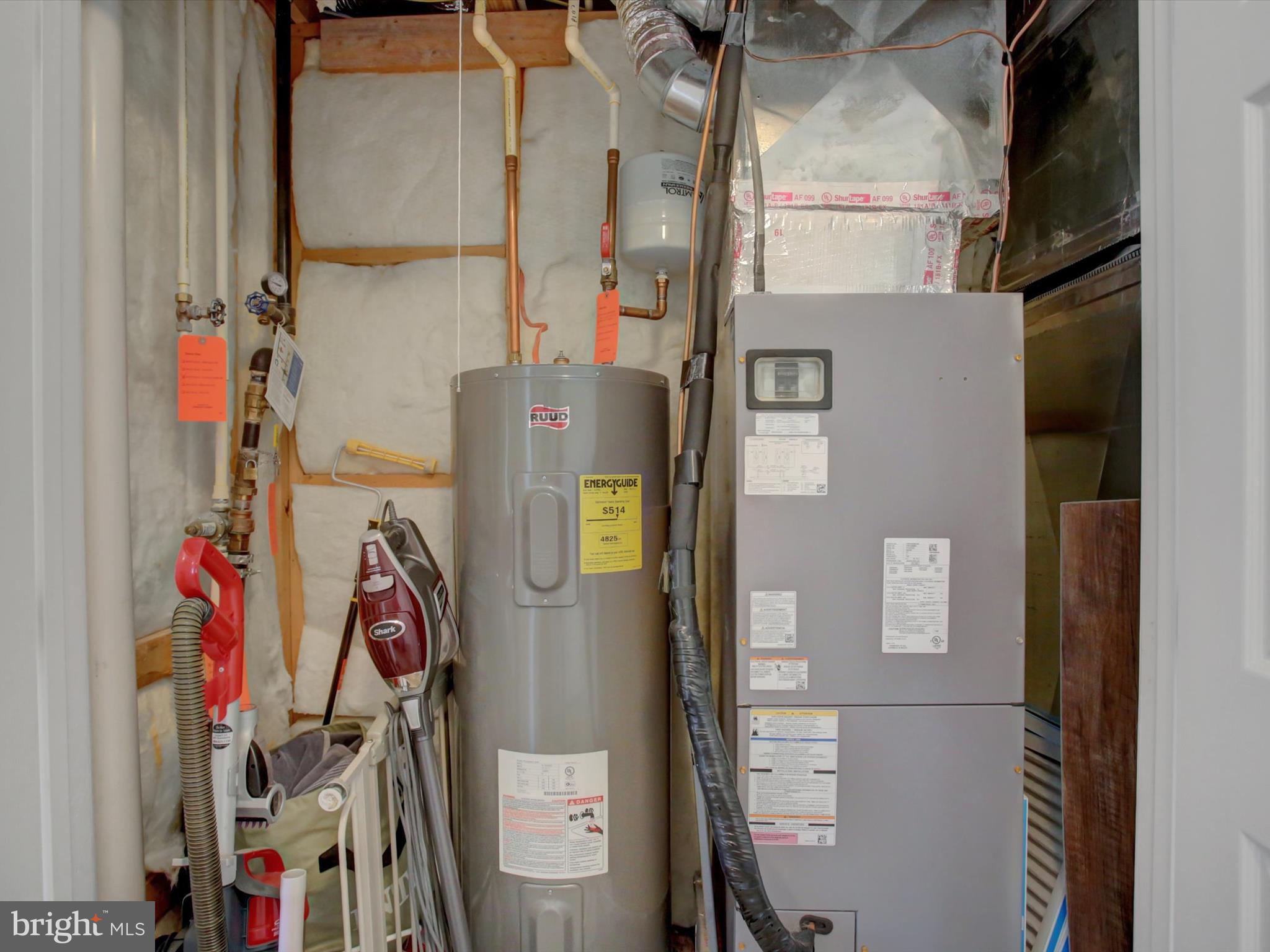 ANTRIM CROSSING - Residential