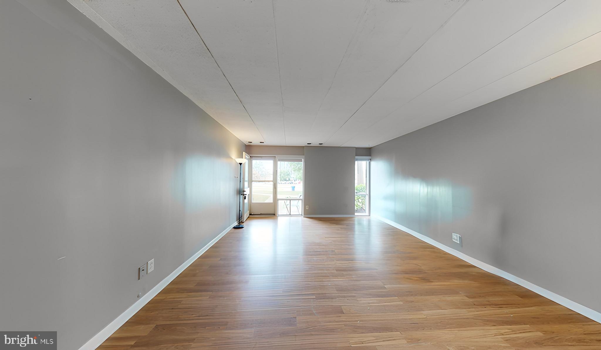 HUNTINGTON CLUB - Residential Lease