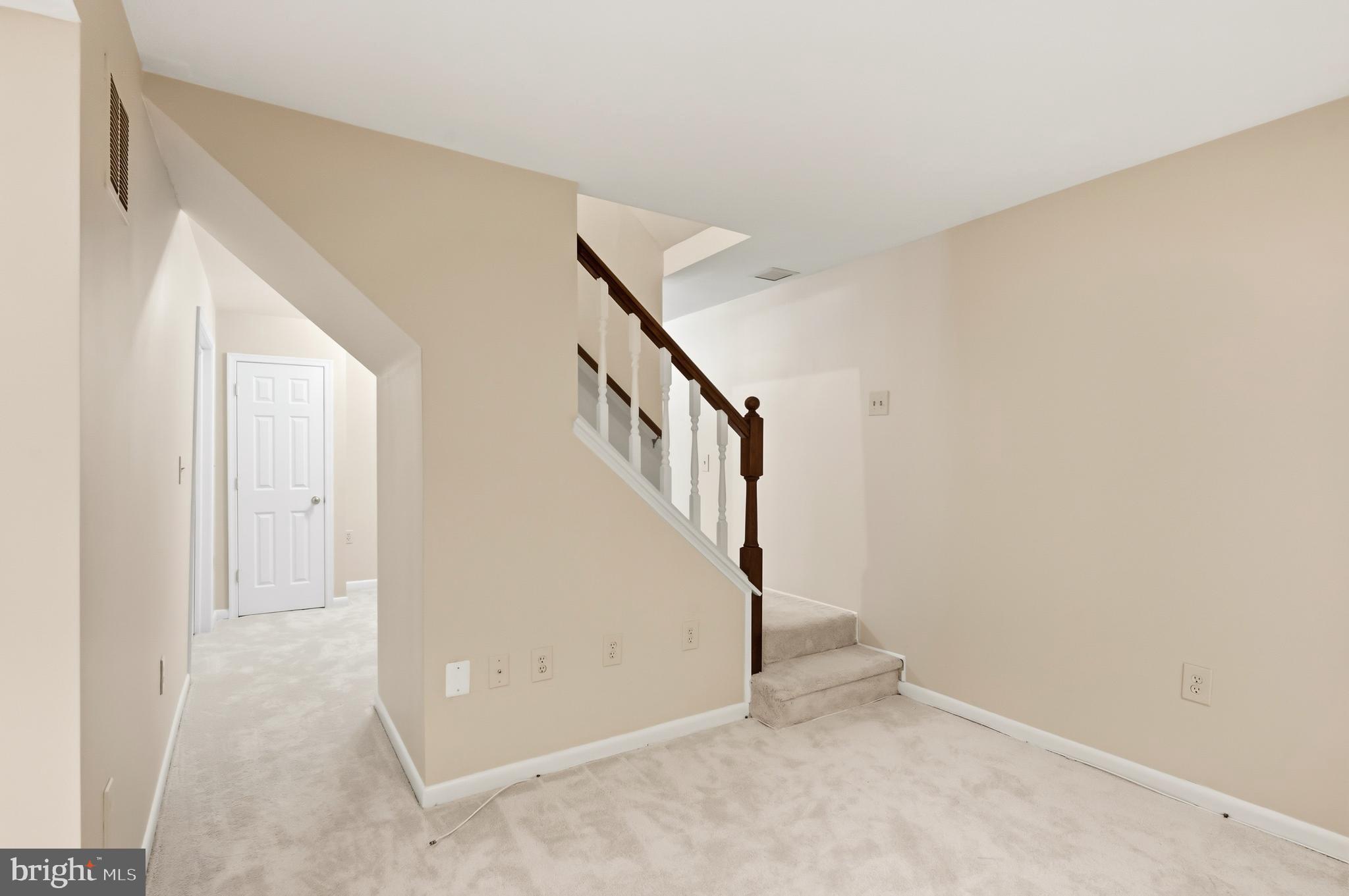 HAMILTON ACRES - Residential