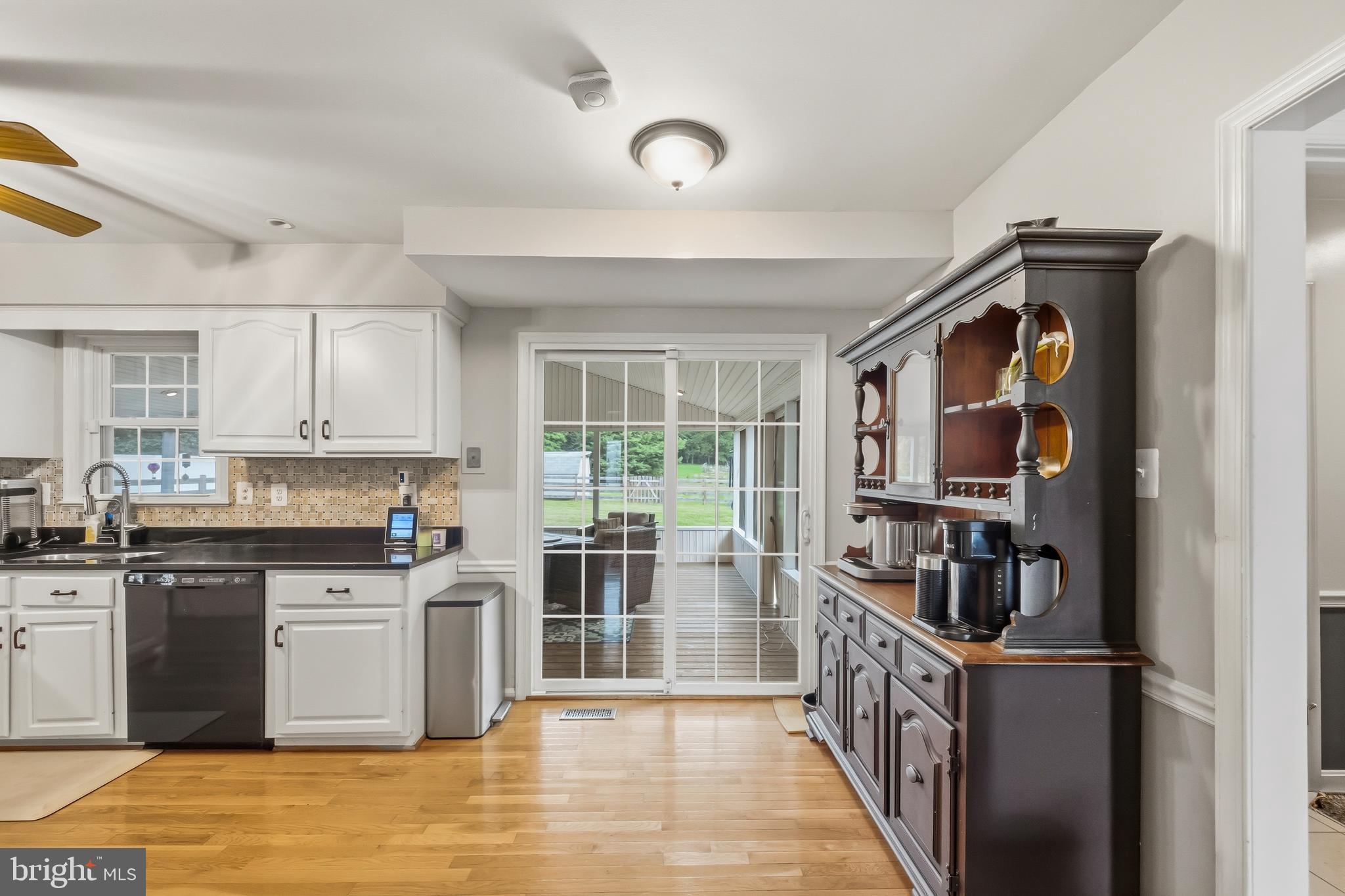 HAMILTON ACRES - Residential