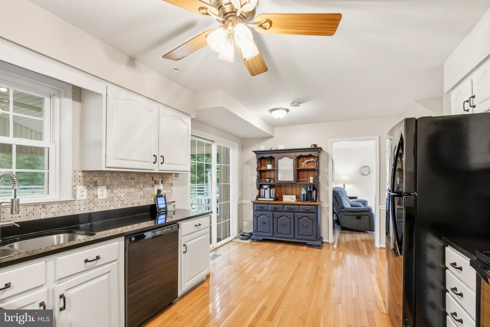 HAMILTON ACRES - Residential