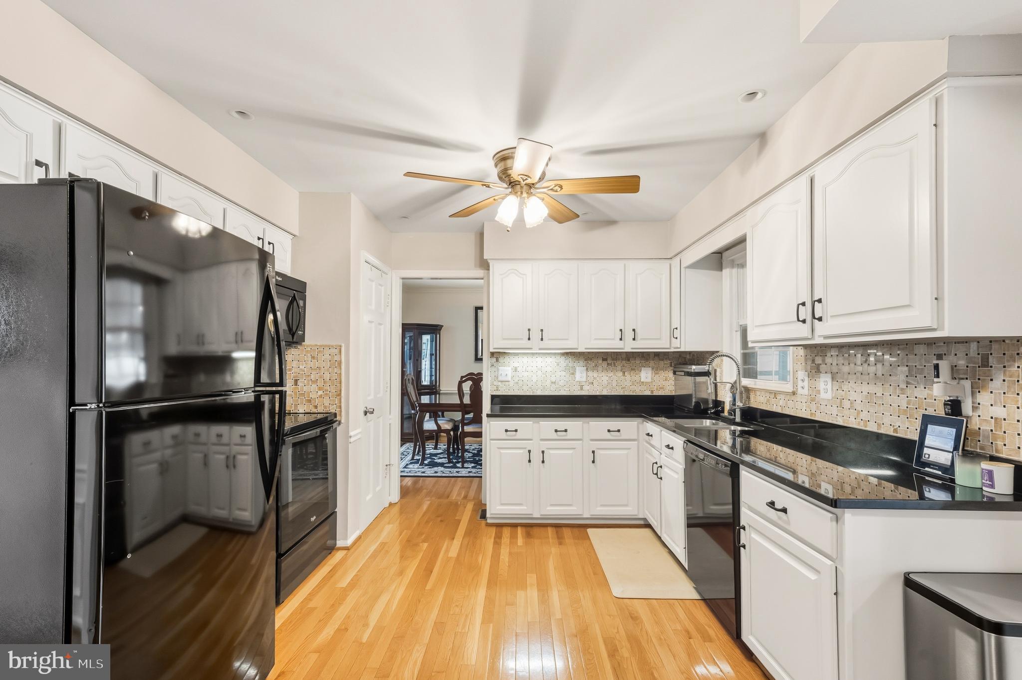 HAMILTON ACRES - Residential