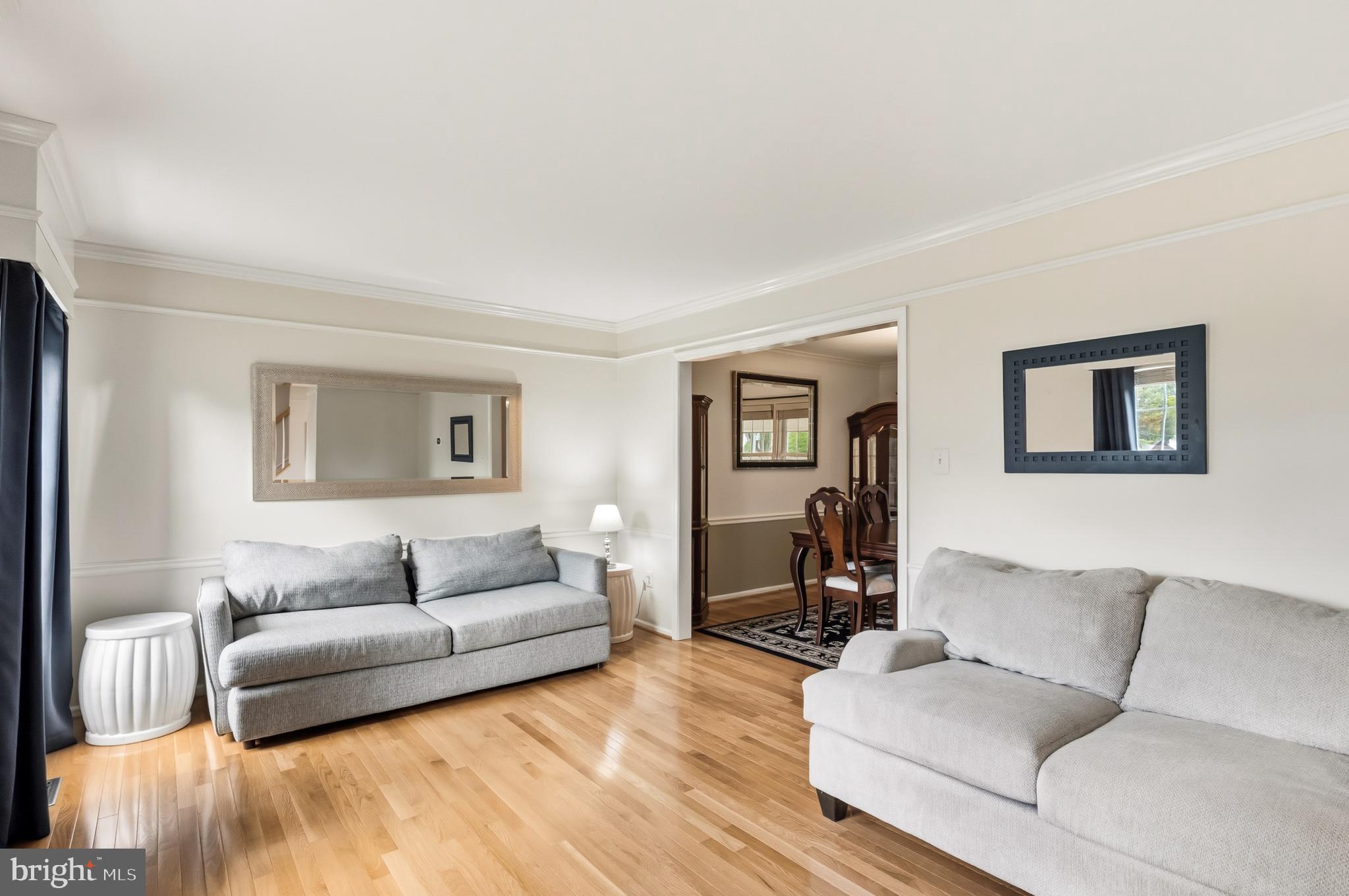 HAMILTON ACRES - Residential