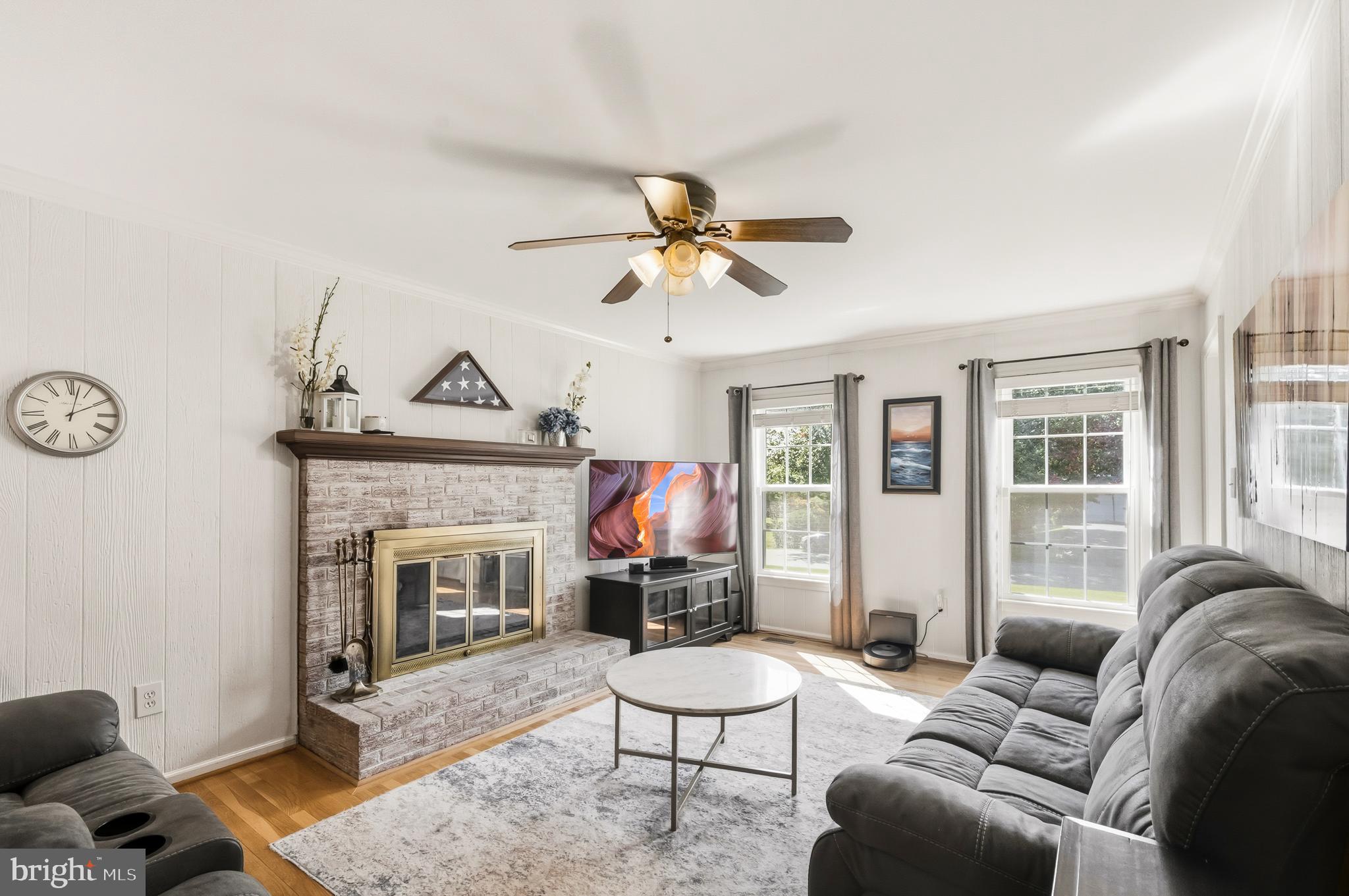 HAMILTON ACRES - Residential