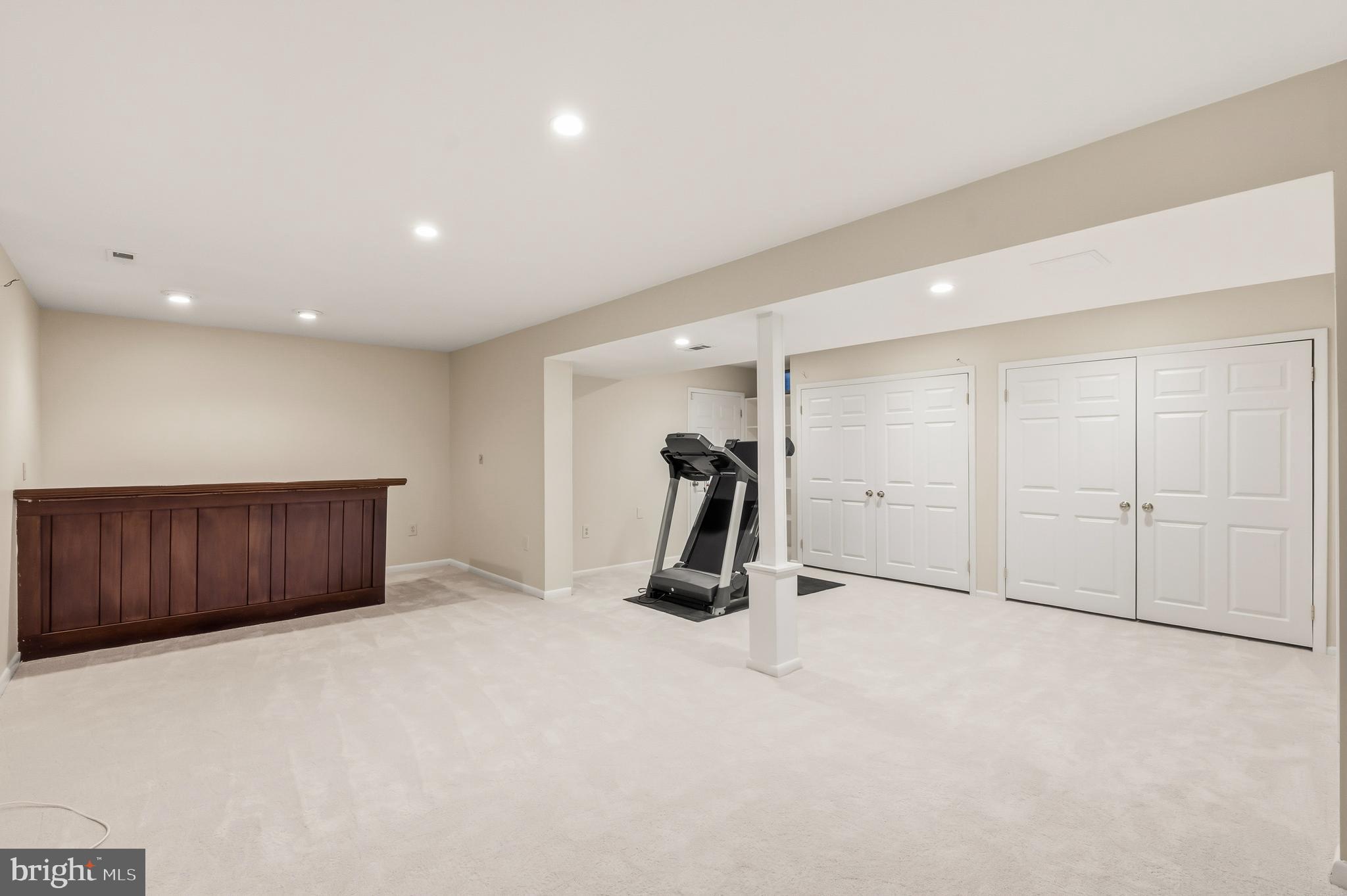 HAMILTON ACRES - Residential