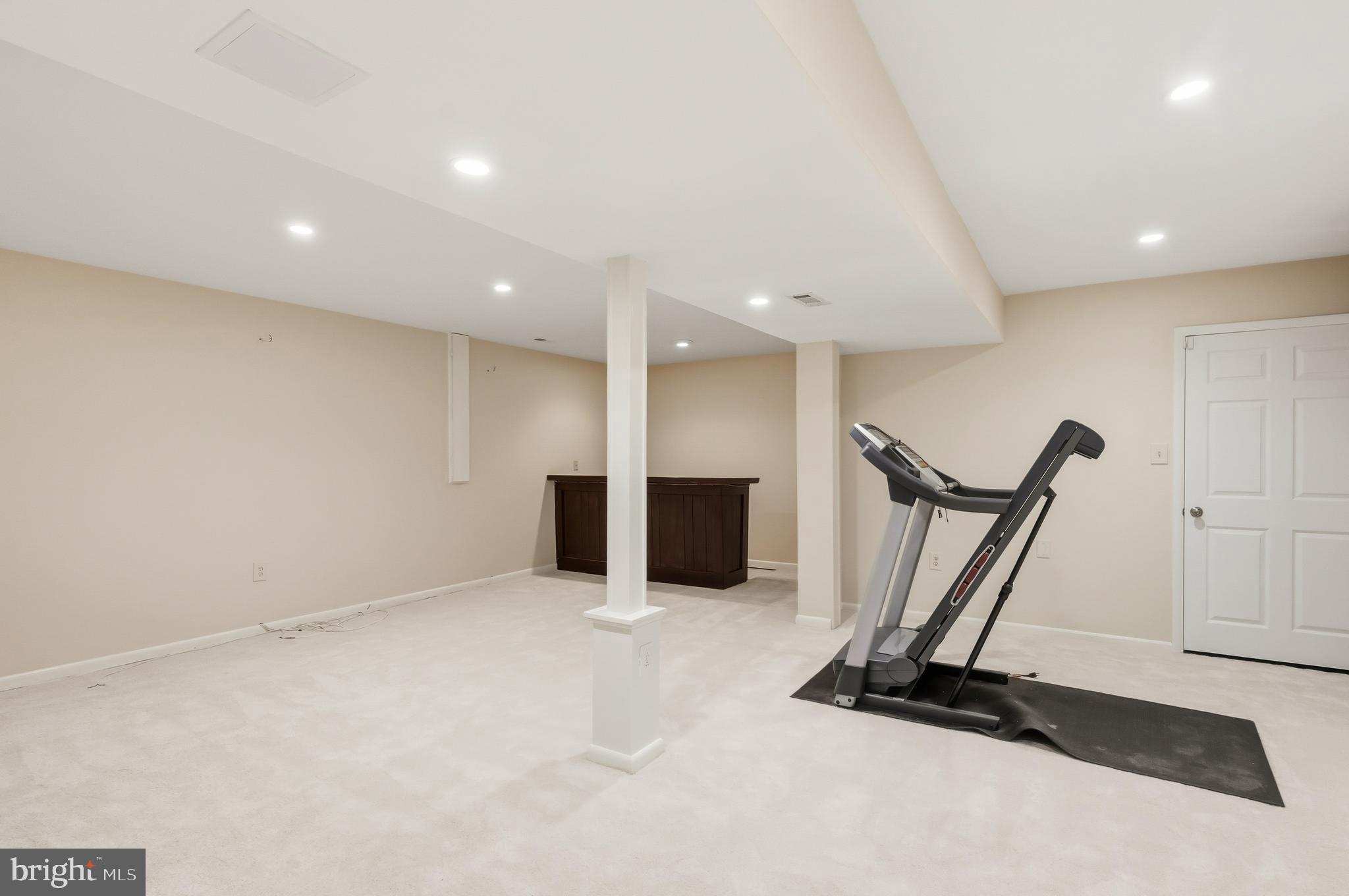 HAMILTON ACRES - Residential