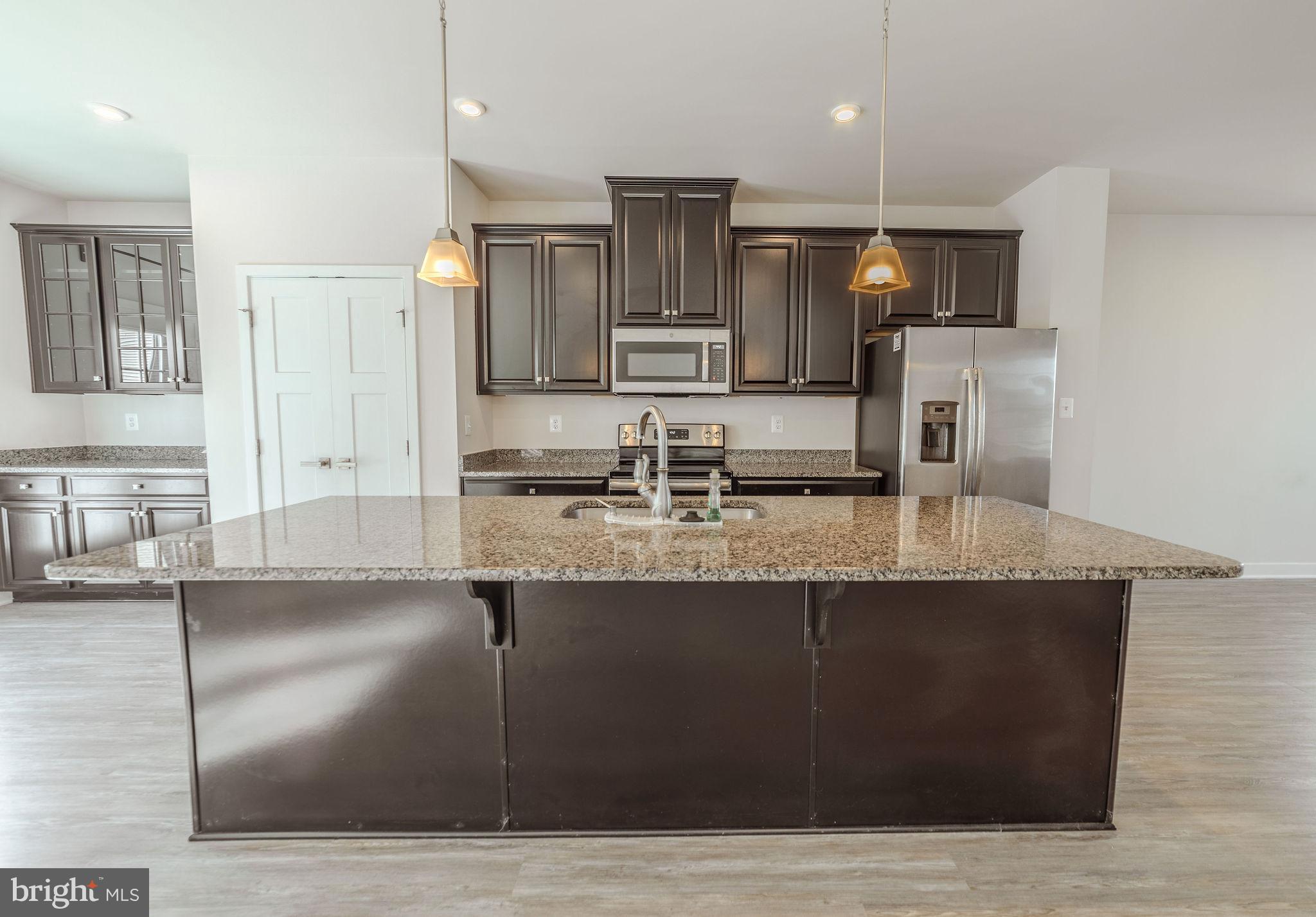 POTOMAC STATION - Residential Lease