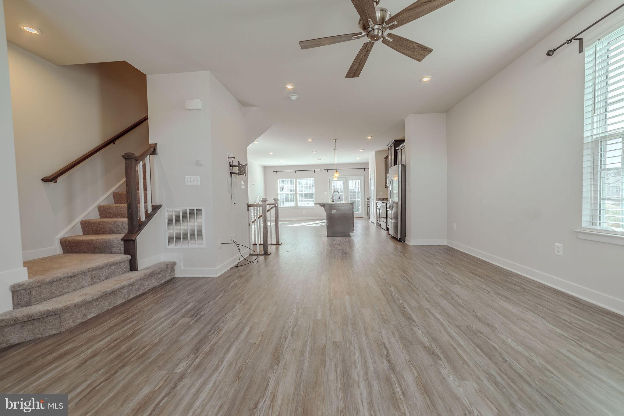 POTOMAC STATION - Residential Lease