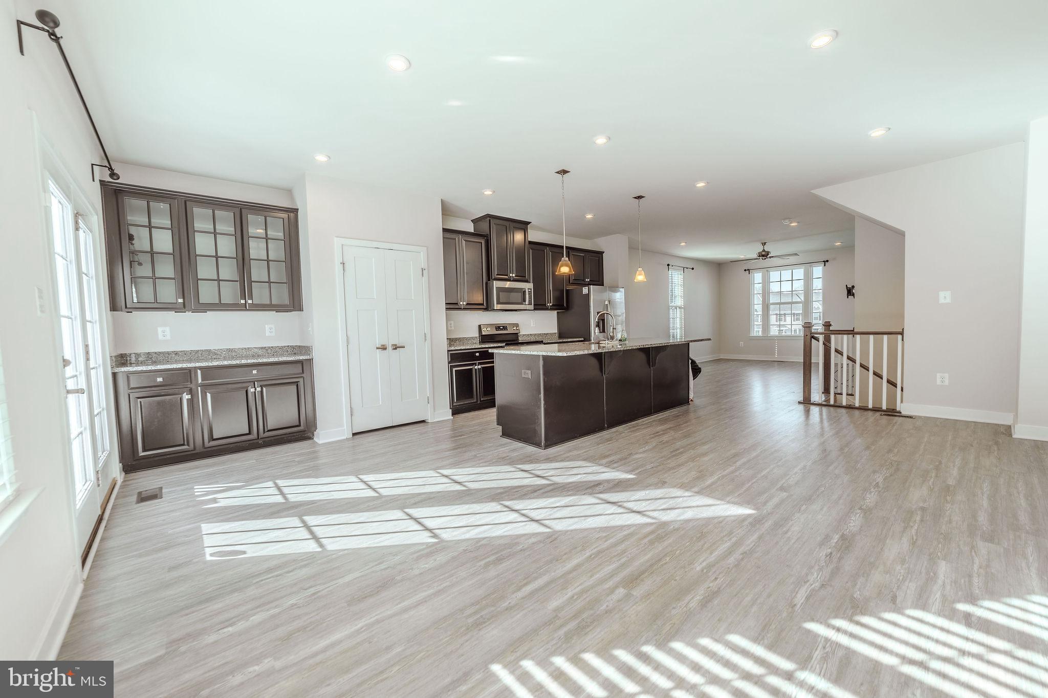 POTOMAC STATION - Residential Lease