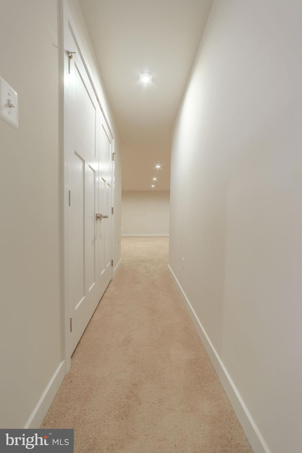 POTOMAC STATION - Residential Lease