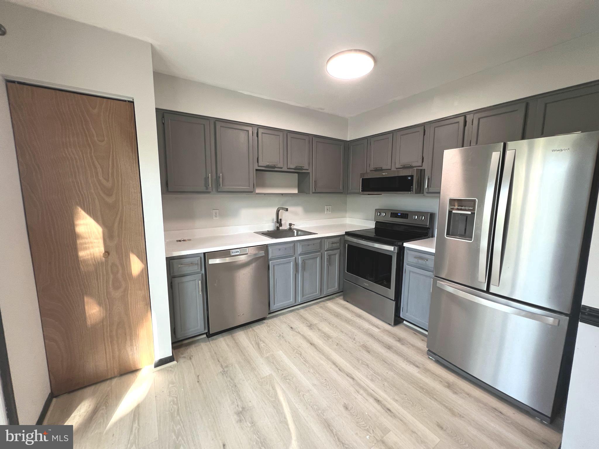 PINES OF LAUREL - Residential Lease