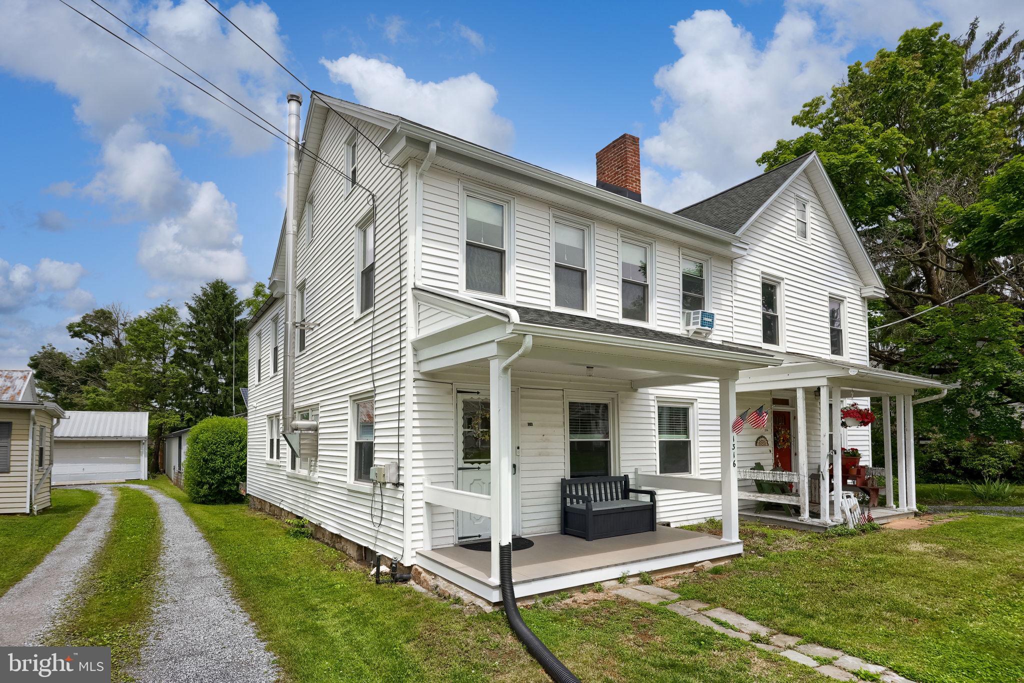 1316 NEWPORT ROAD