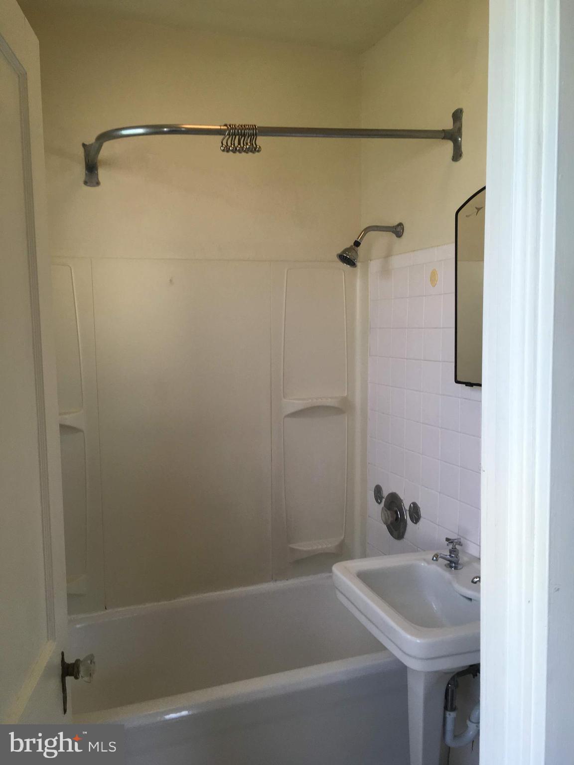 LLANERCH - Commercial Sale