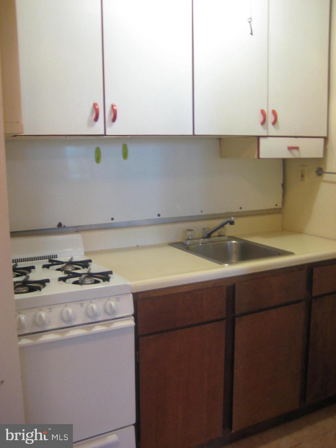 LLANERCH - Commercial Sale