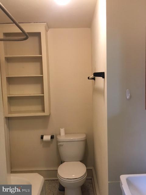 LLANERCH - Commercial Sale