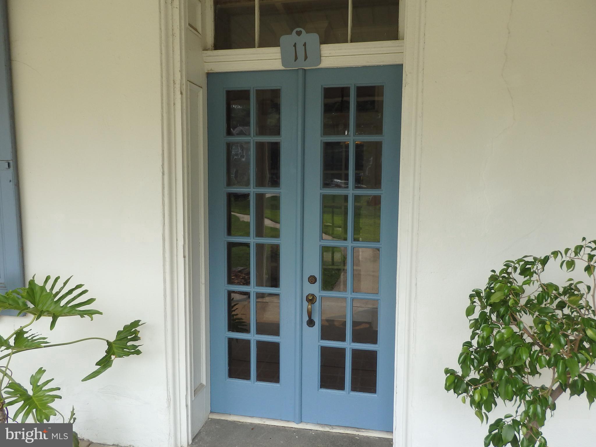 LLANERCH - Commercial Sale