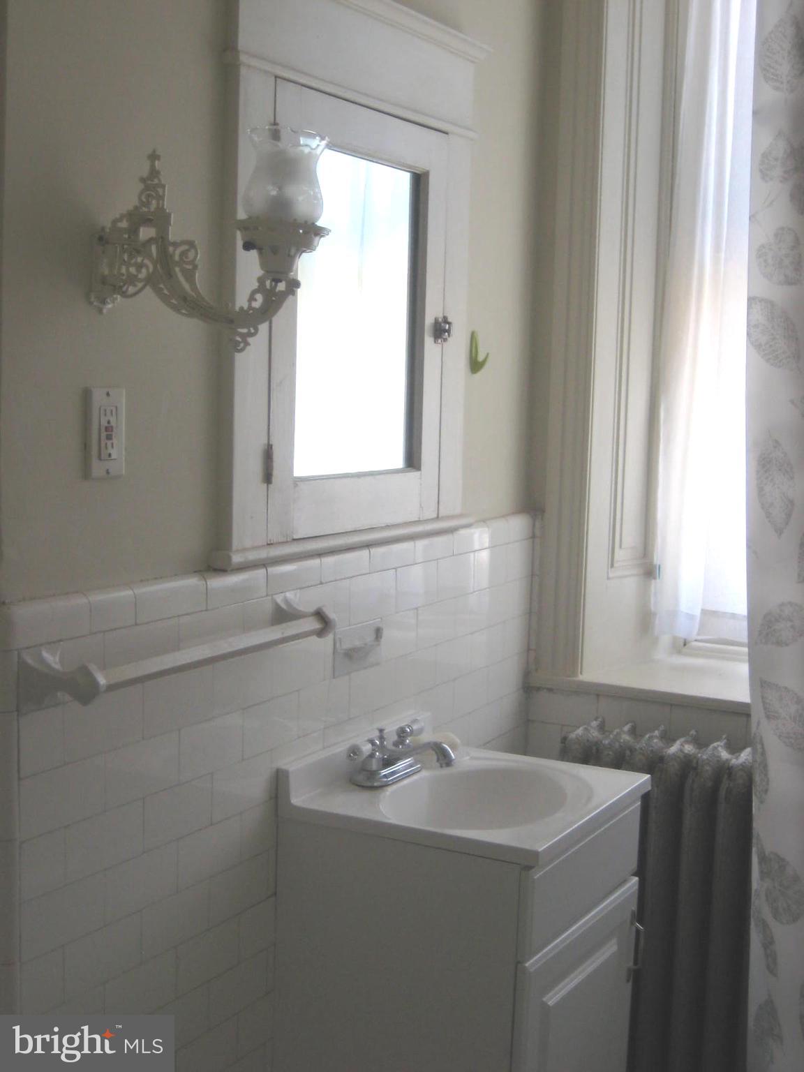 LLANERCH - Commercial Sale