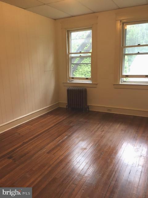 LLANERCH - Commercial Sale