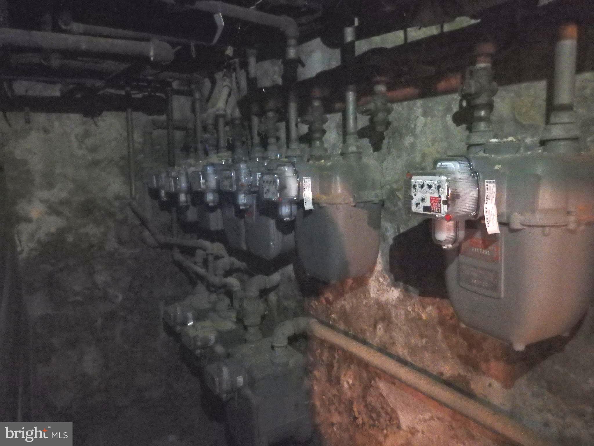 LLANERCH - Commercial Sale