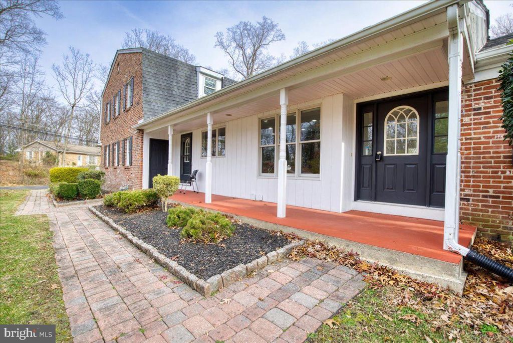 Photo of 1674 High Point Ln, PHOENIXVILLE, PA 19460 (MLS # PACT2114538)