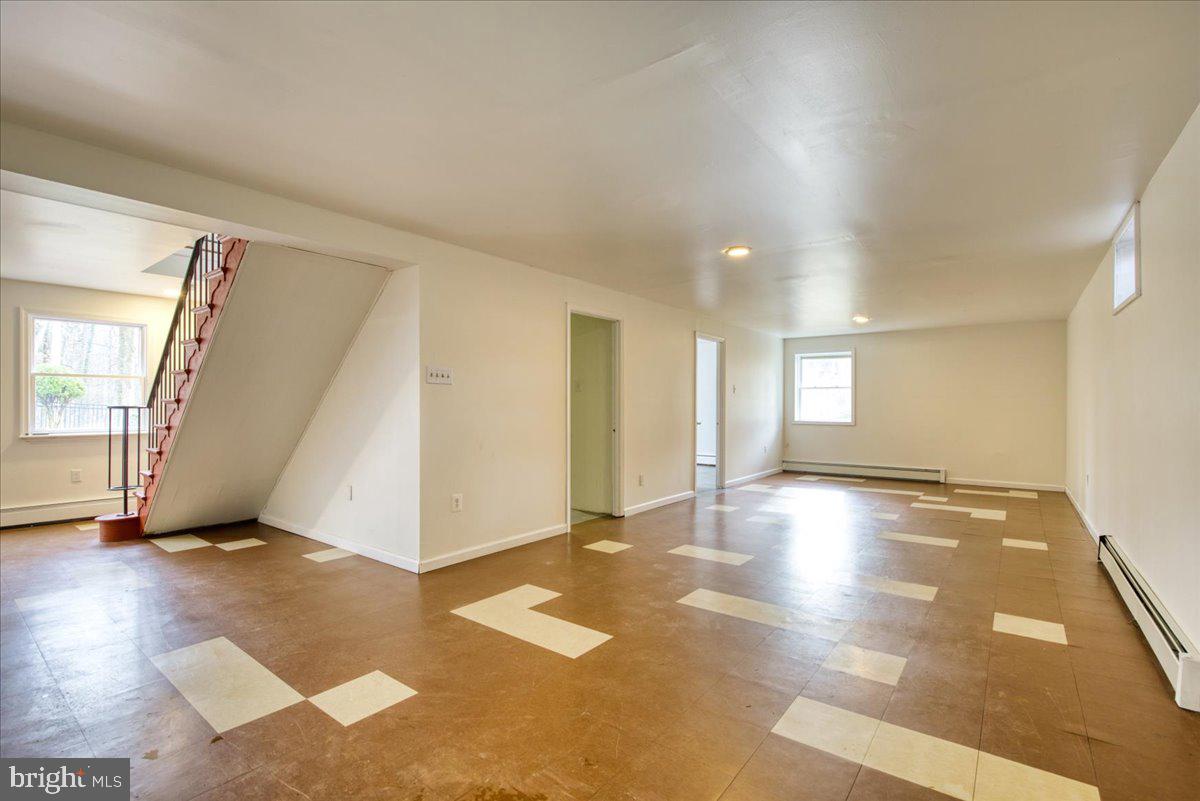 VALLEY FORGE MTN - Residential Lease