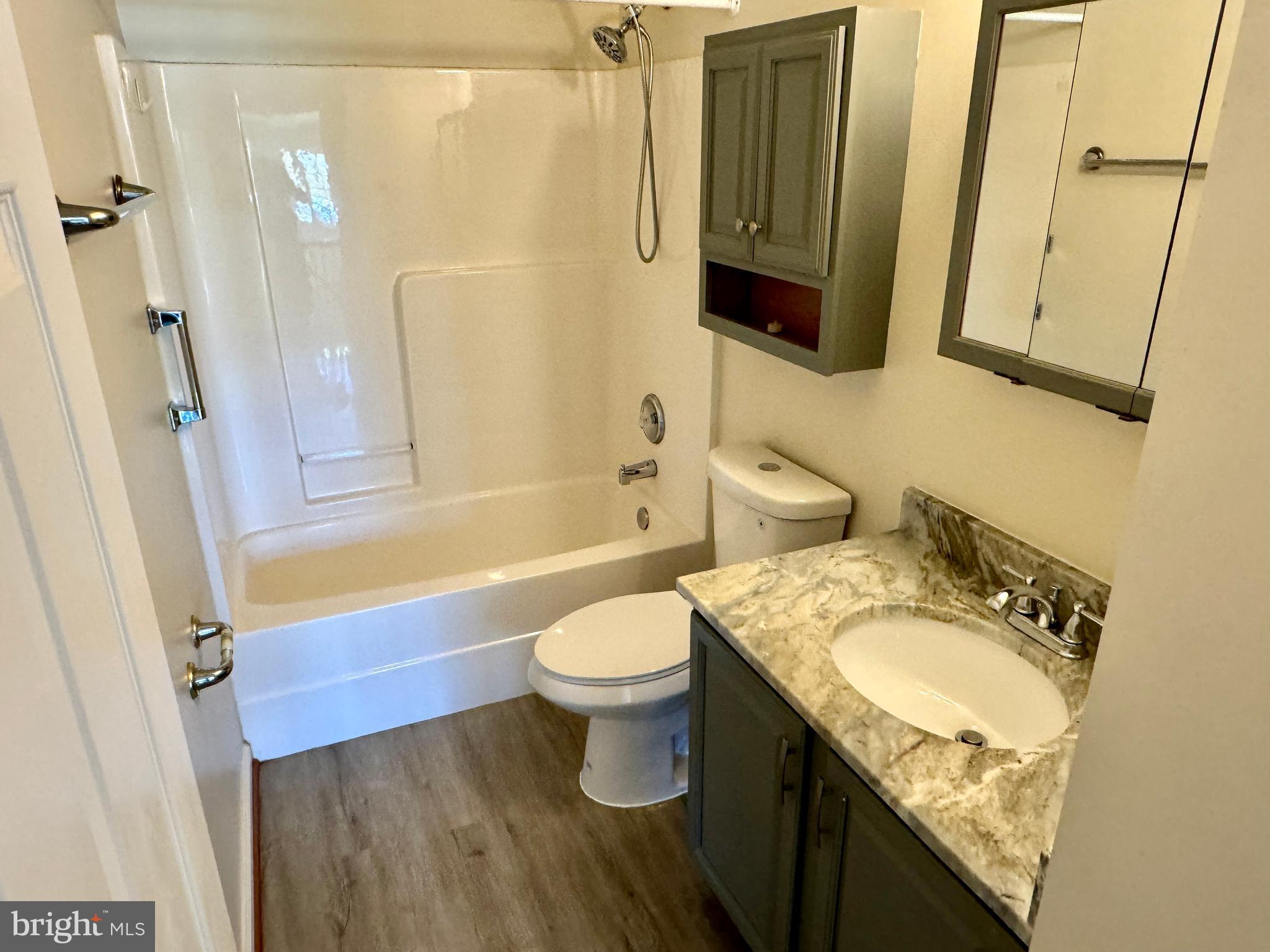 BROOKSTONE - Residential Lease