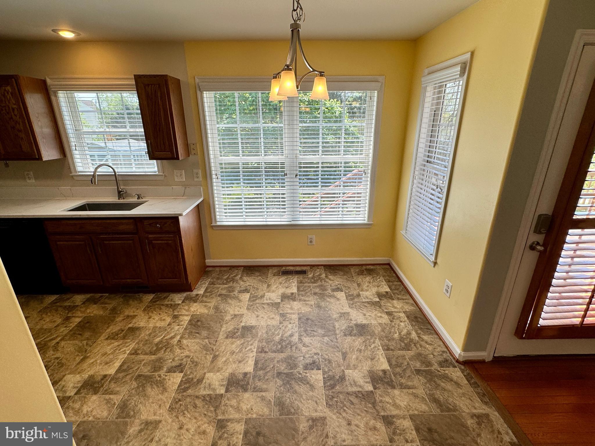 BROOKSTONE - Residential Lease