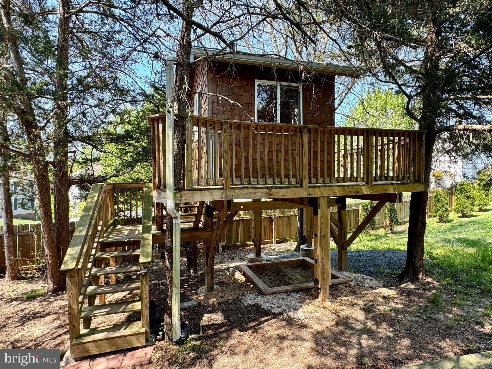 BROOKSTONE - Residential Lease