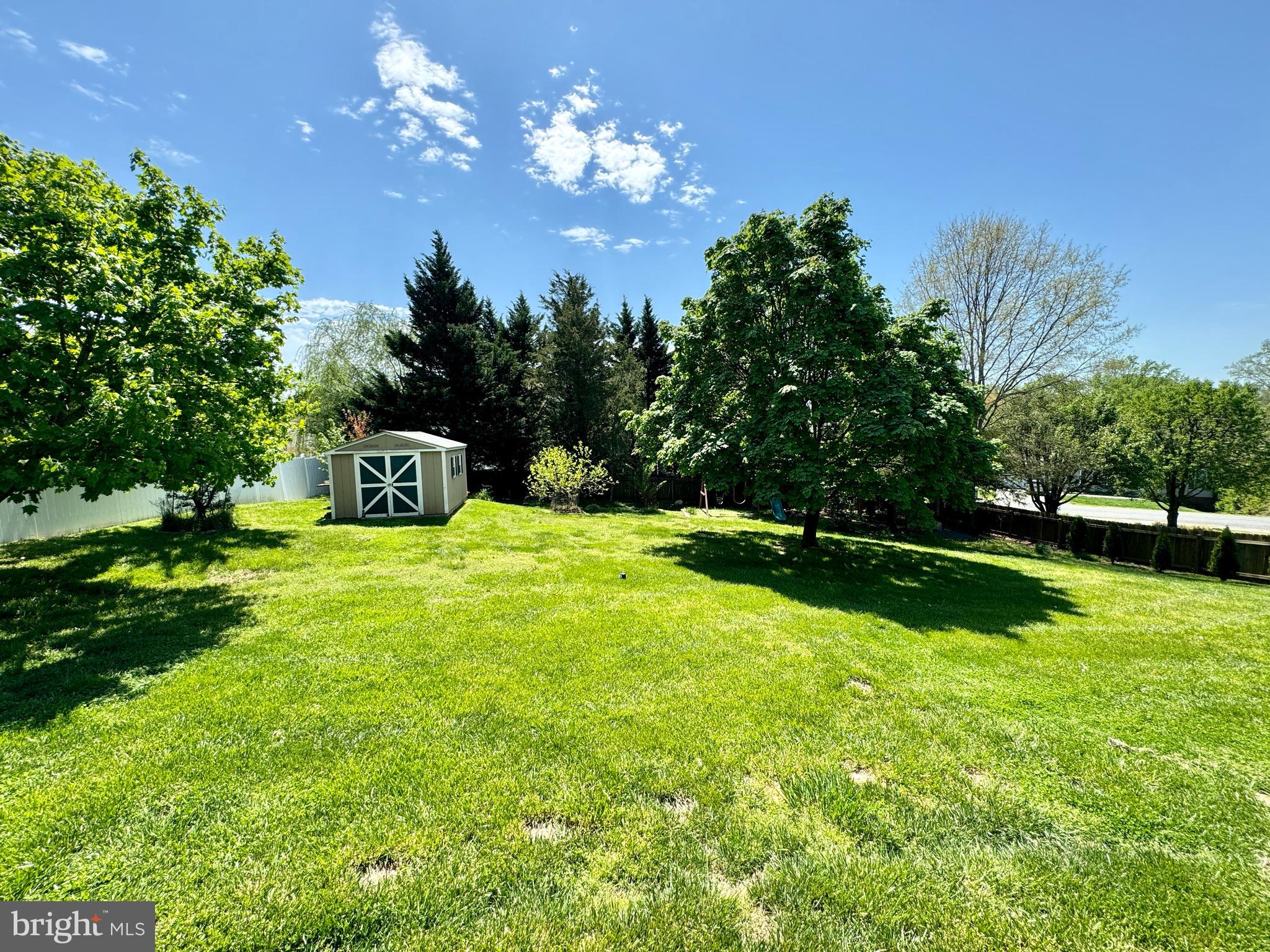 BROOKSTONE - Residential Lease