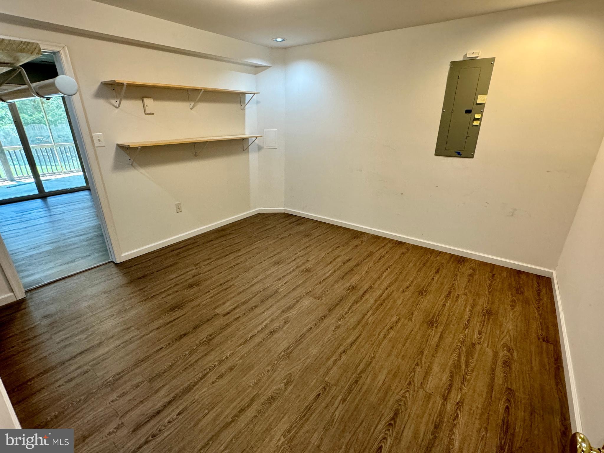 BROOKSTONE - Residential Lease