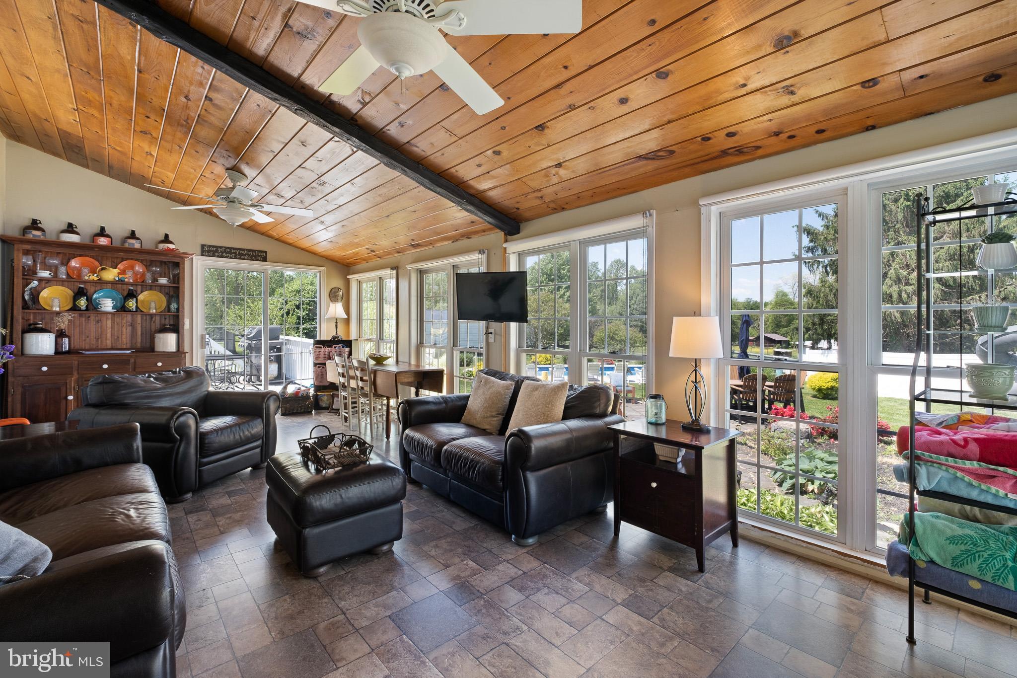 BONNEY SHORES - Residential