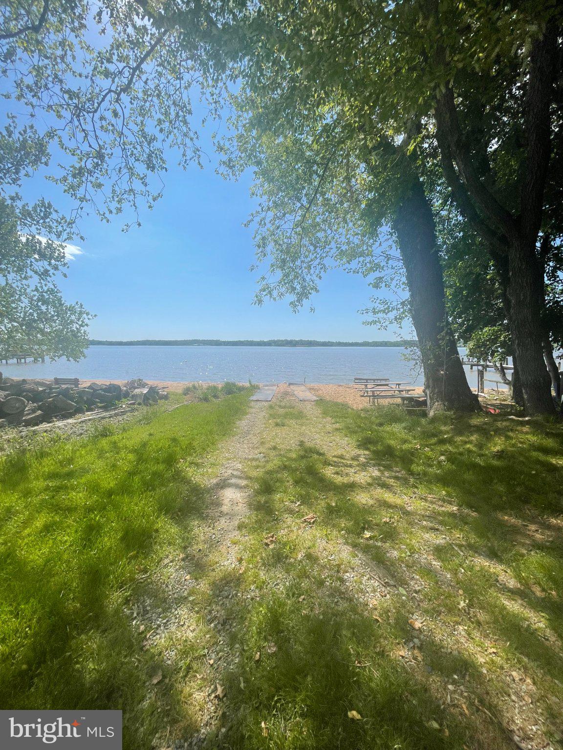 BONNEY SHORES - Residential