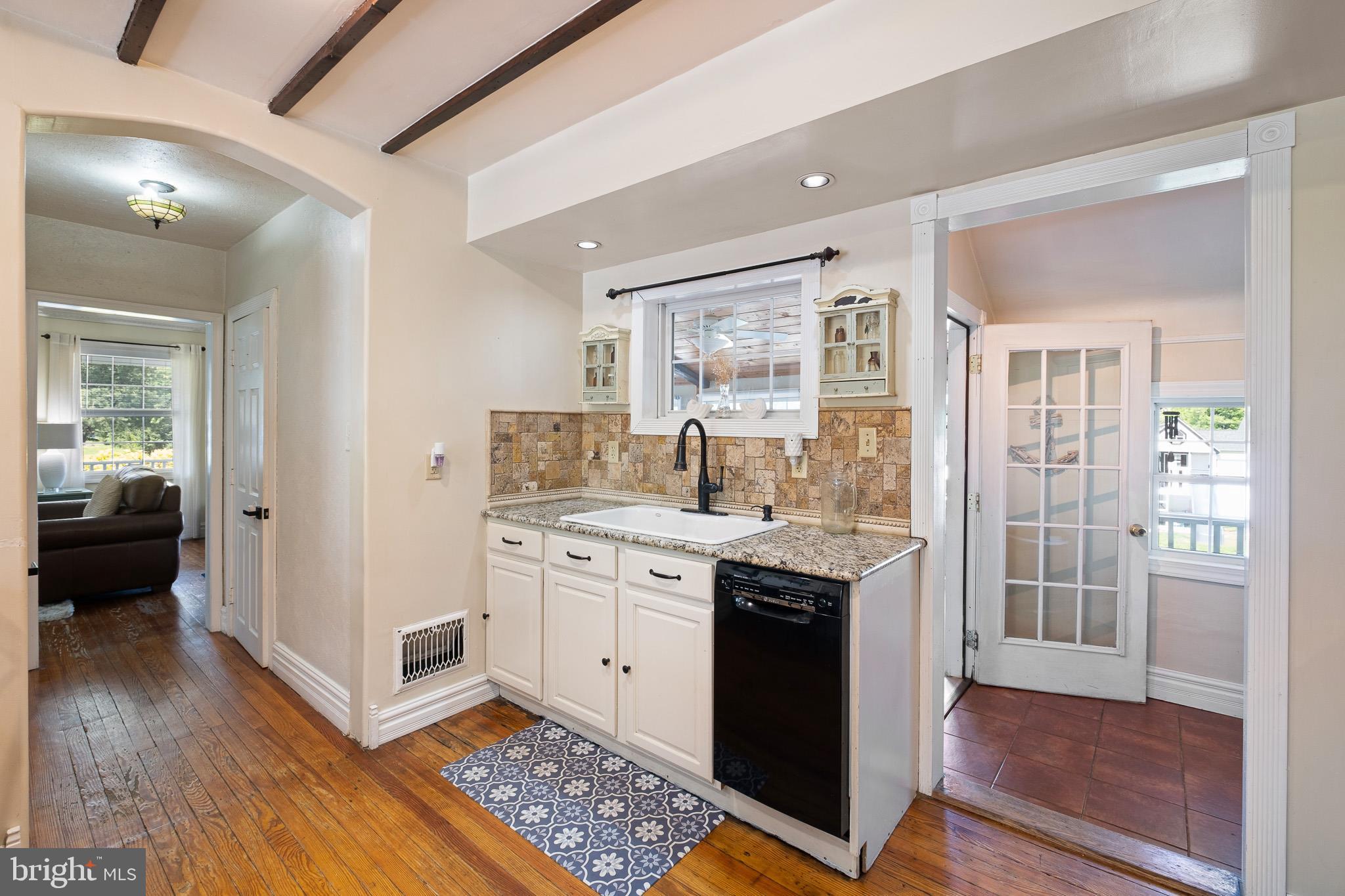 BONNEY SHORES - Residential