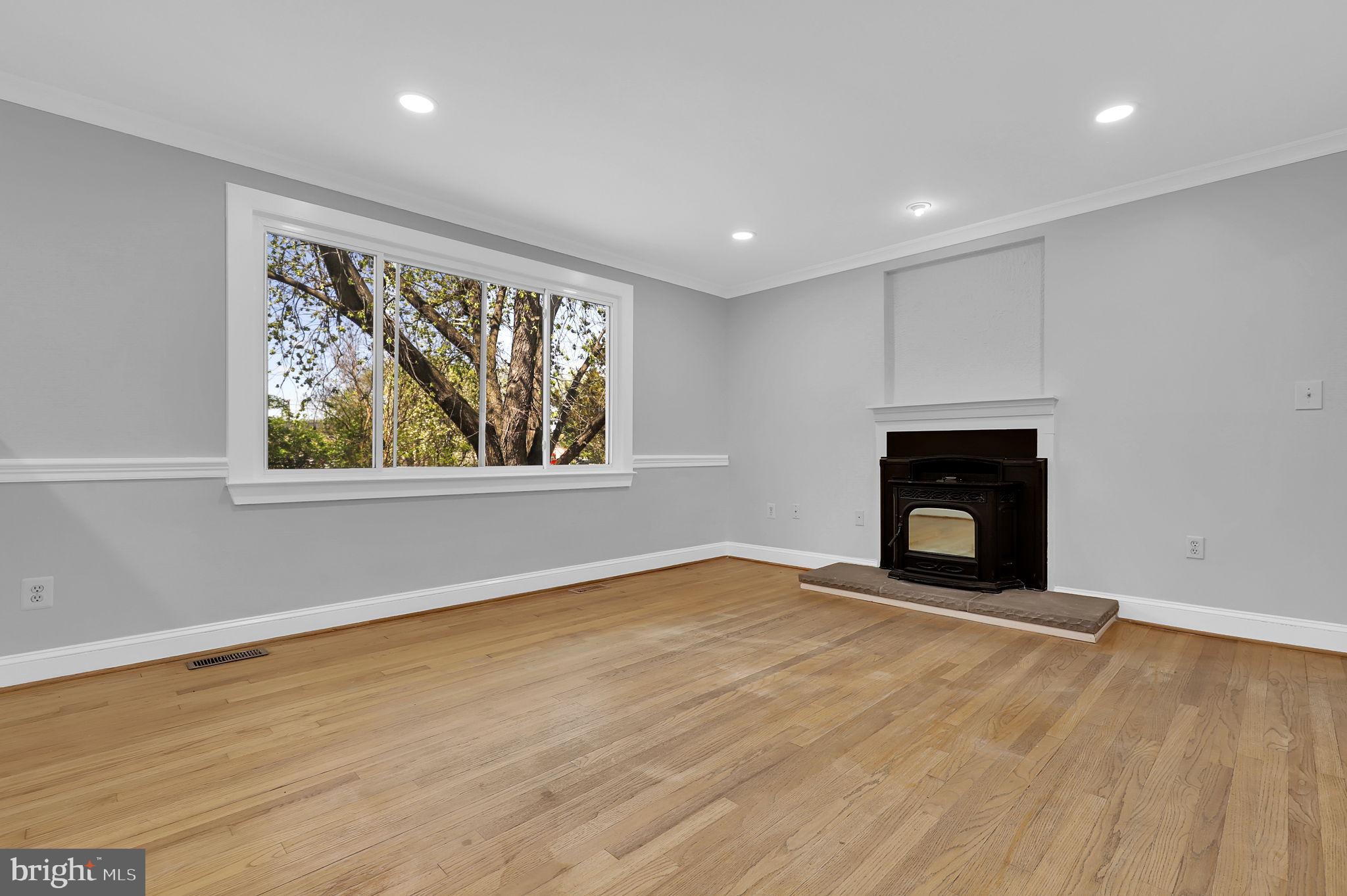 COLESVILLE OUTSIDE - Residential