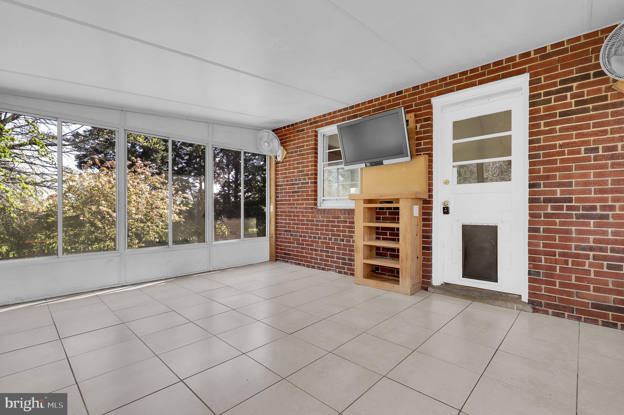 COLESVILLE OUTSIDE - Residential