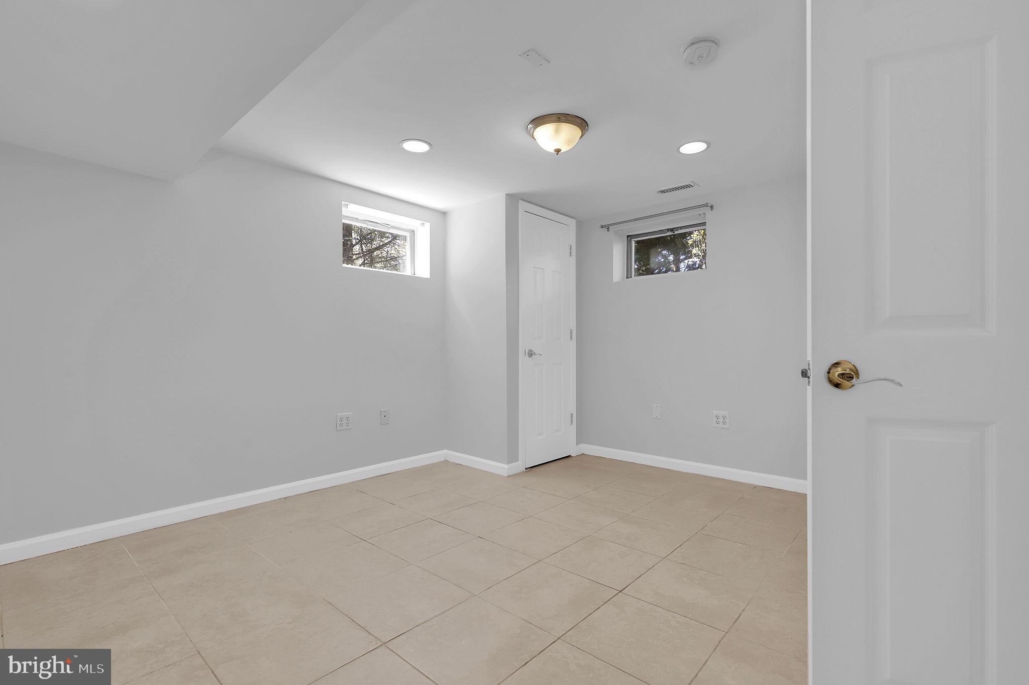 COLESVILLE OUTSIDE - Residential