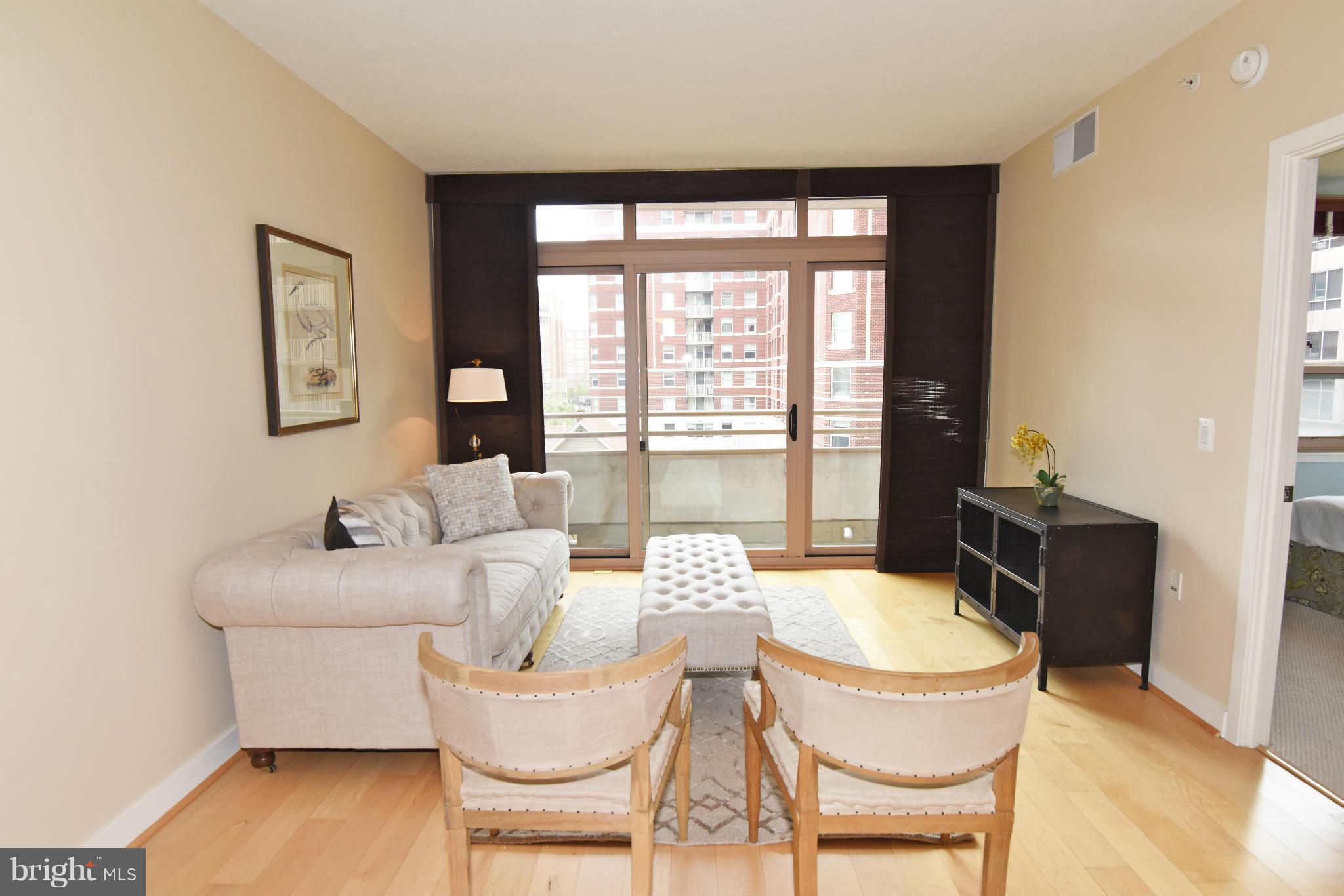 RESIDENCES AT LIBERTY CENTER - Residential