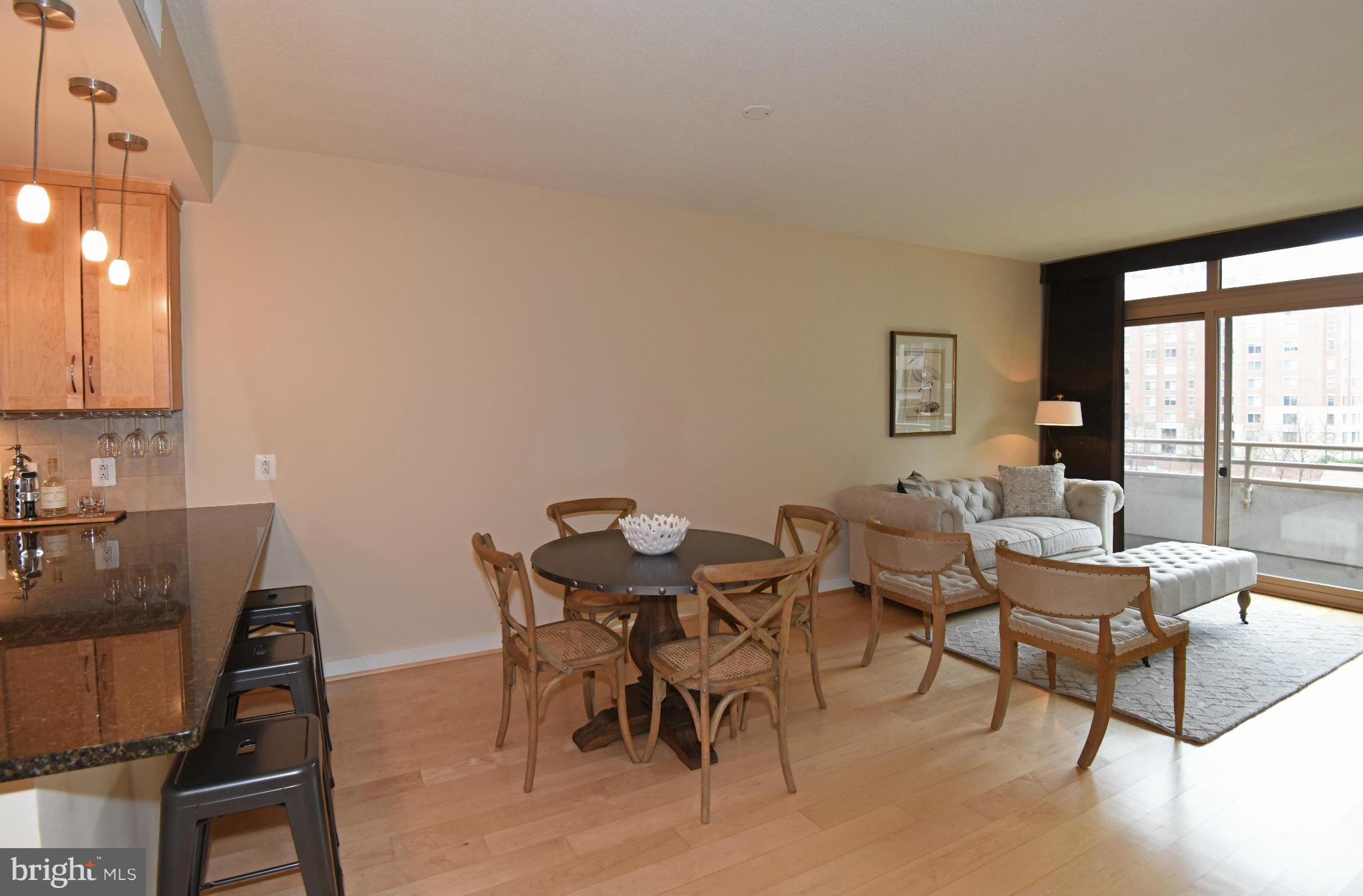 RESIDENCES AT LIBERTY CENTER - Residential