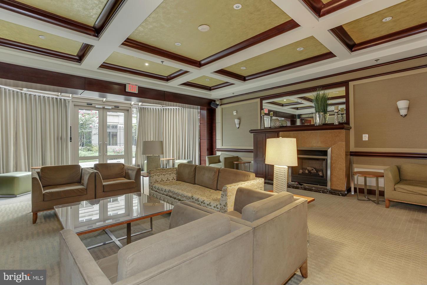 RESIDENCES AT LIBERTY CENTER - Residential