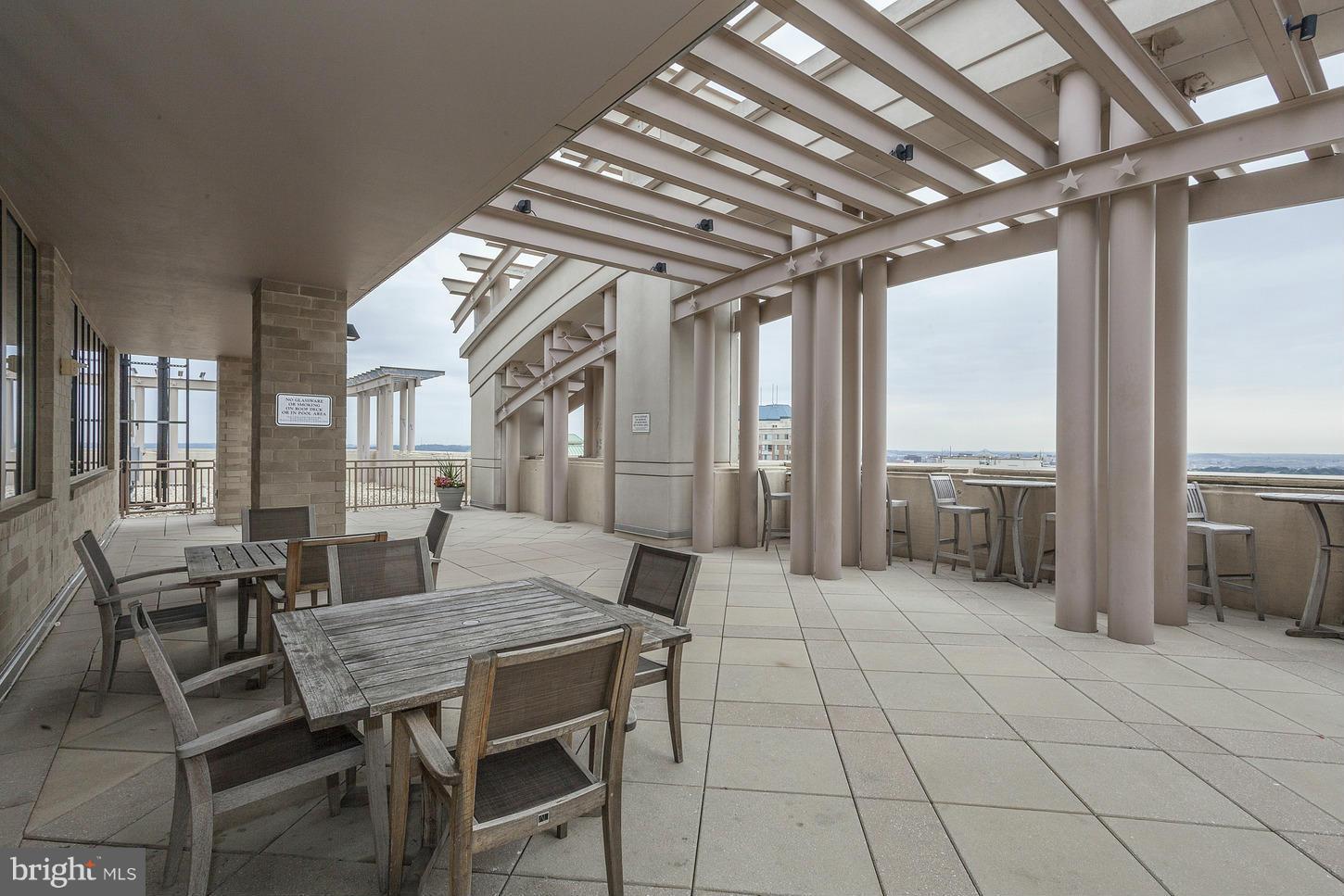 RESIDENCES AT LIBERTY CENTER - Residential