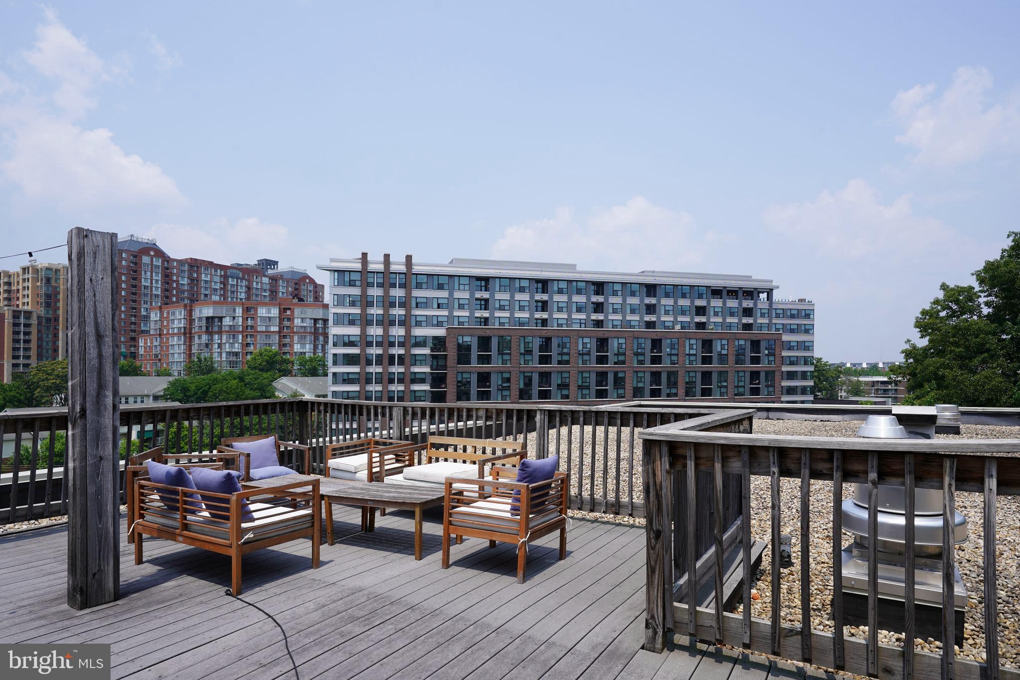 THE WELDON - Residential