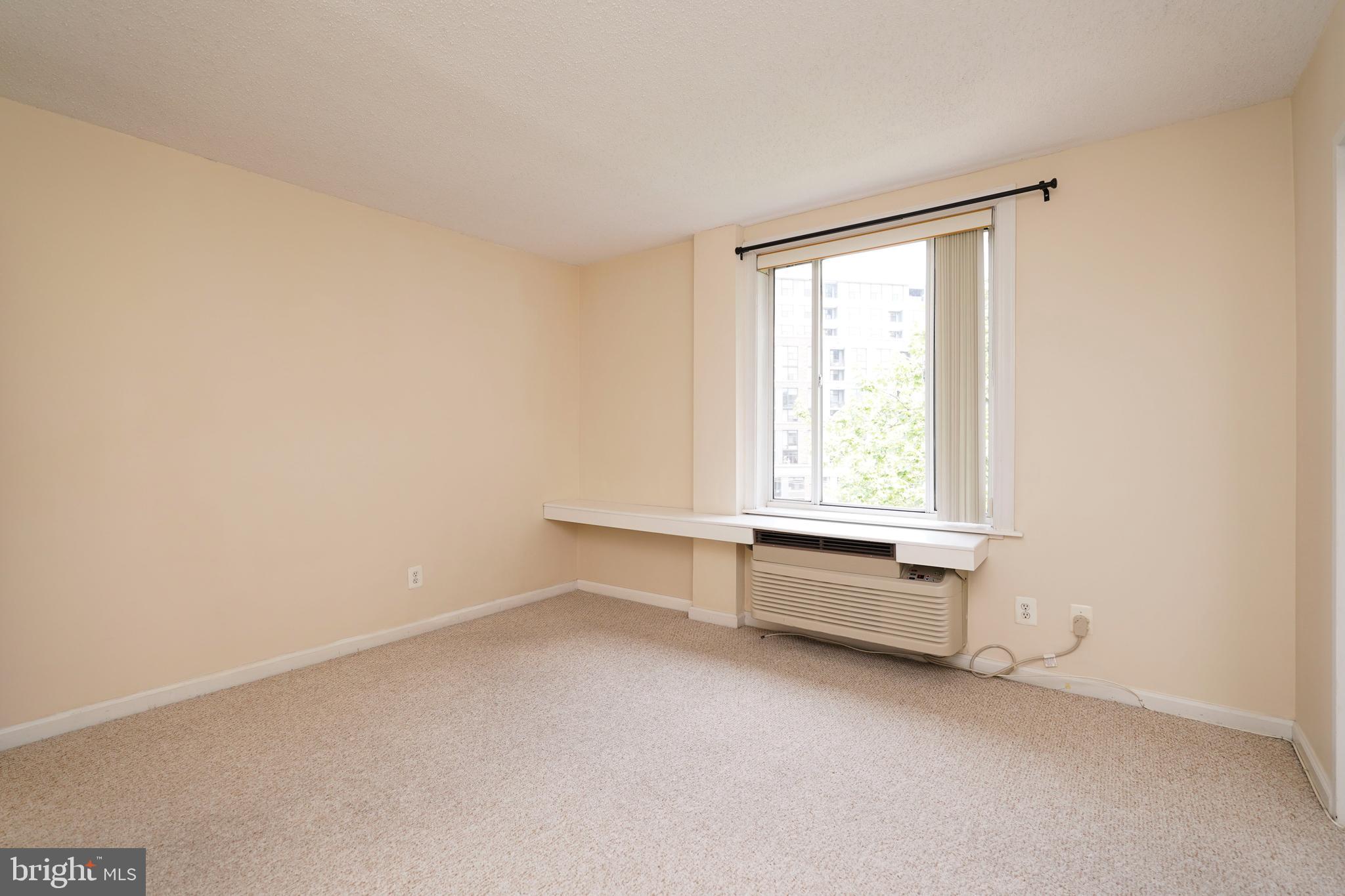 THE WELDON - Residential