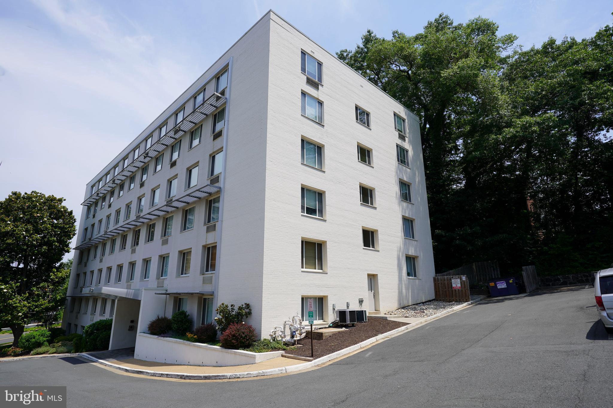 THE WELDON - Residential