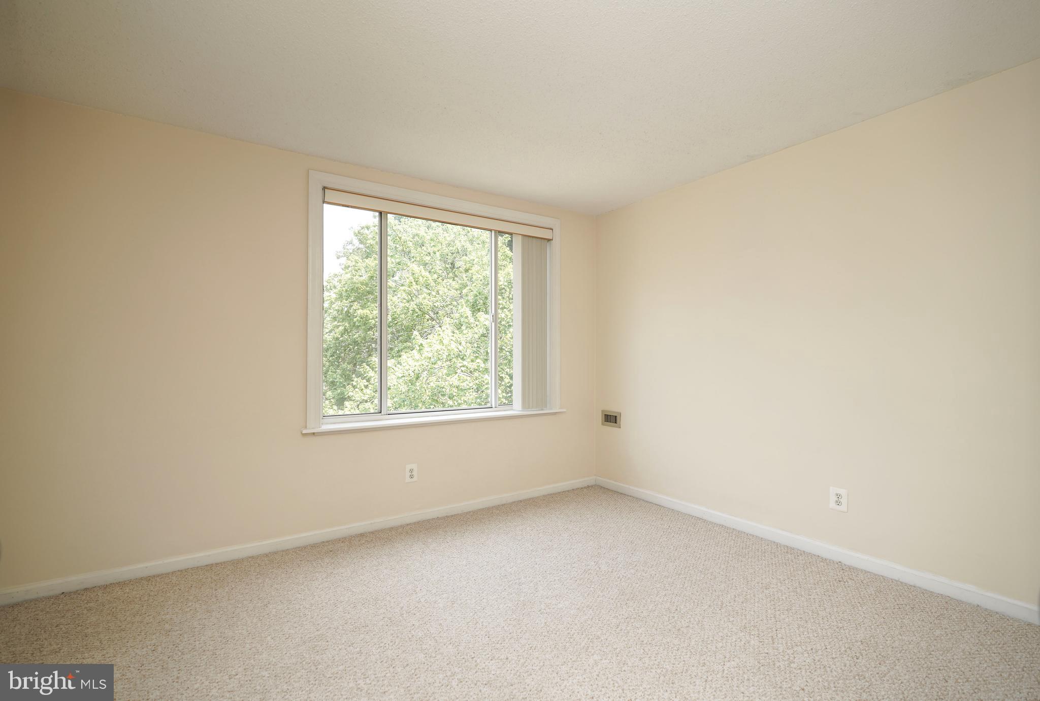 THE WELDON - Residential