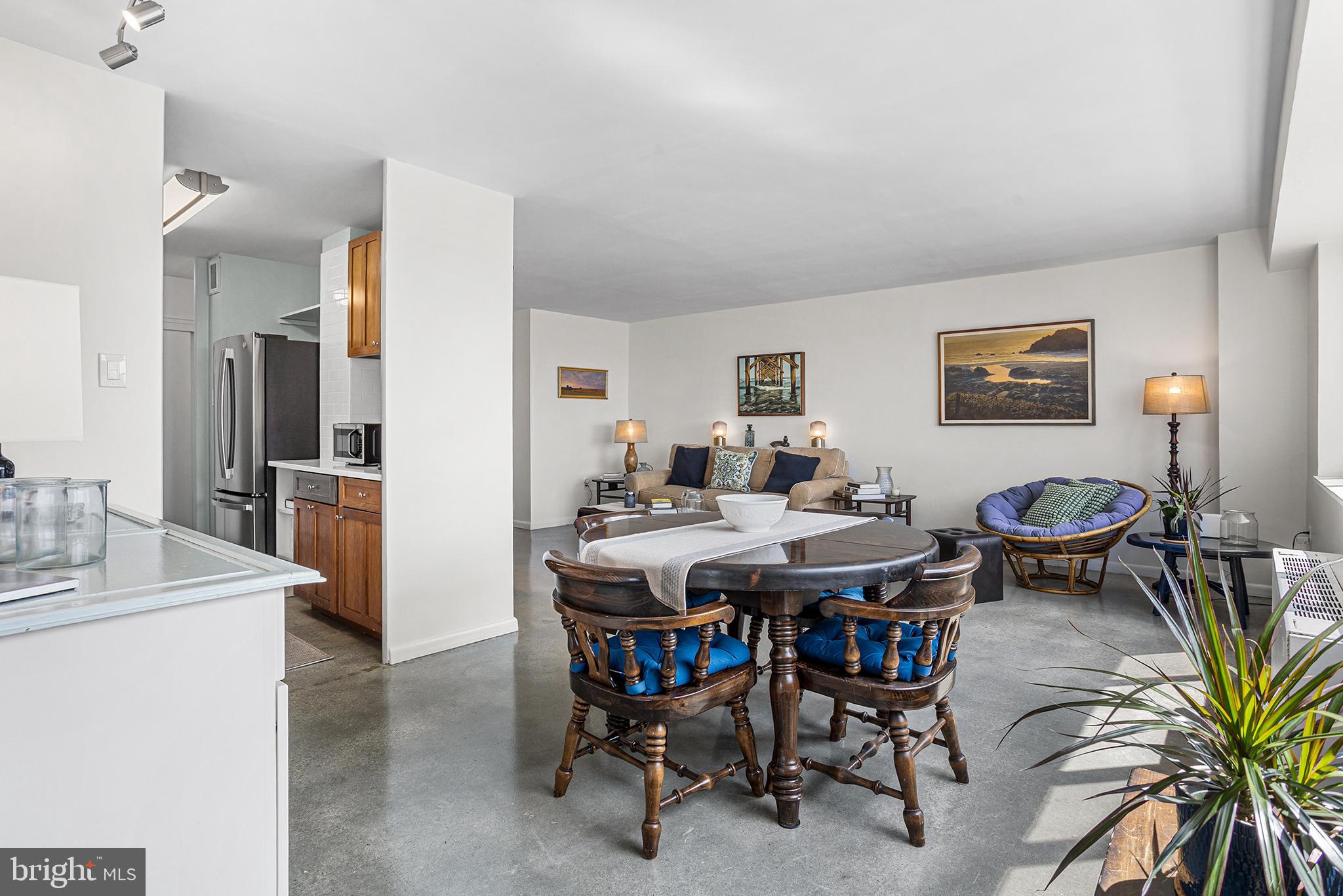 6101 MONMOUTH AVENUE 611